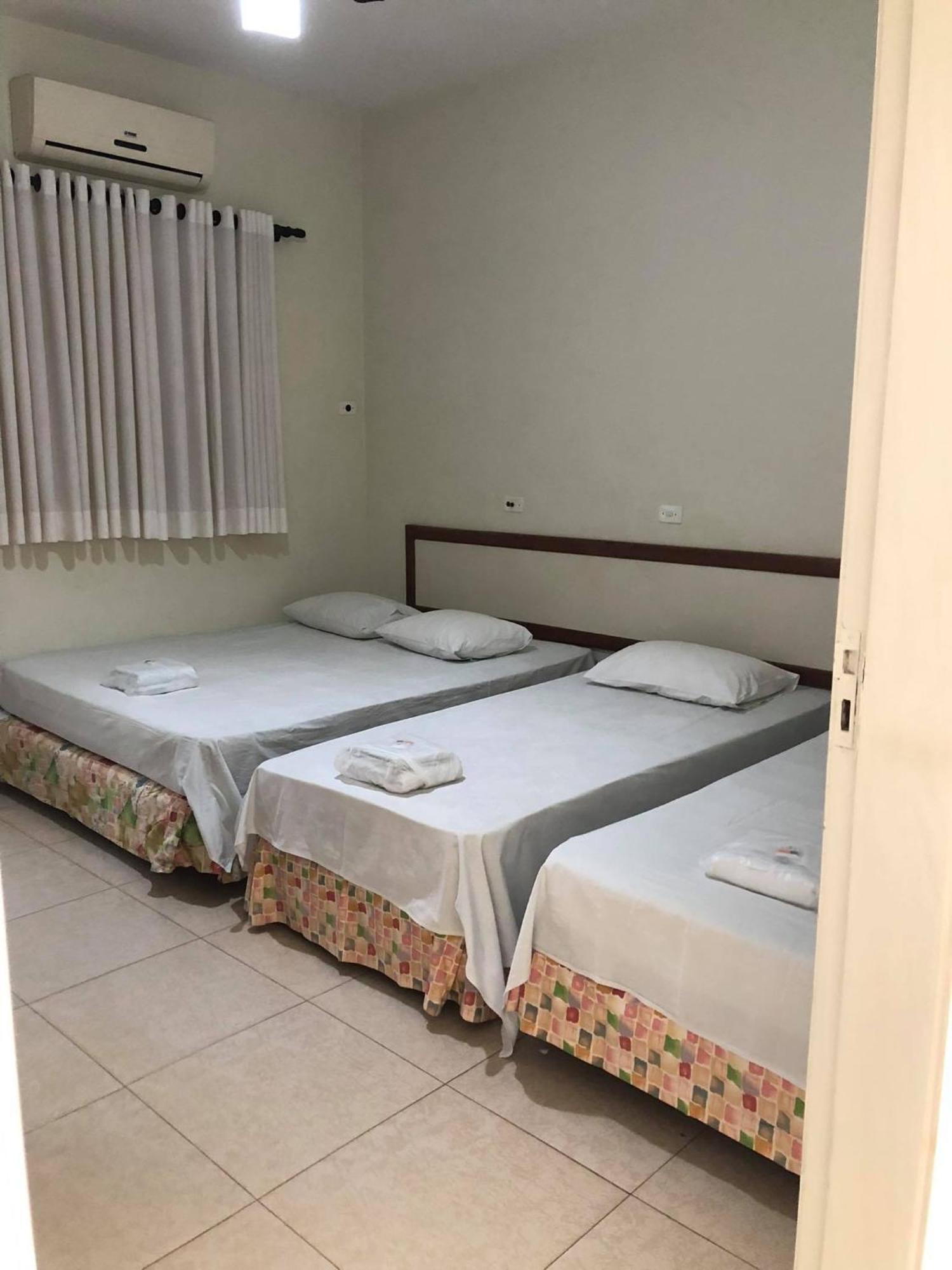 Regio Plaza Hotel Оуриньос Екстериор снимка